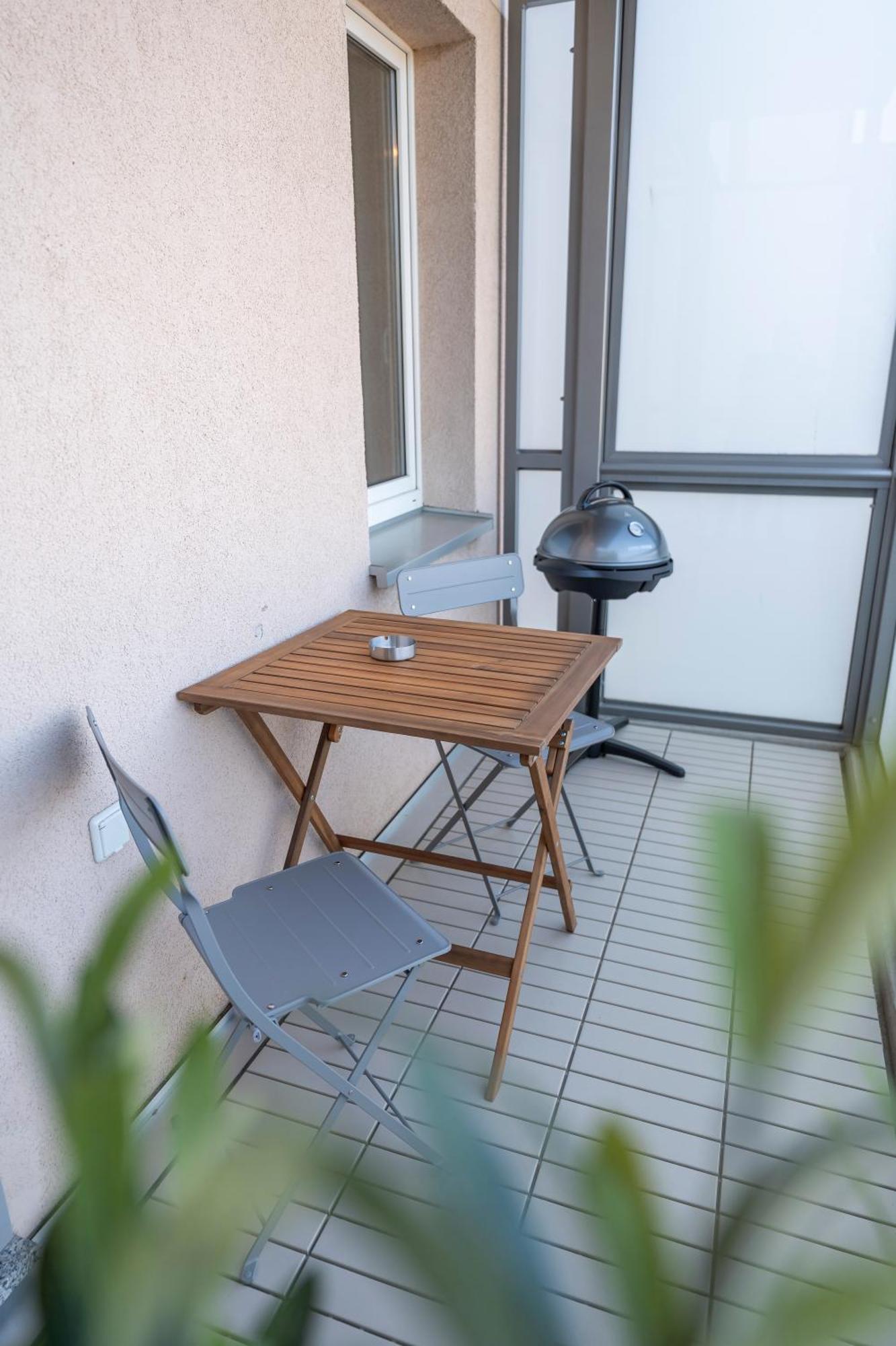 Rr - Central Apartment 80Qm - Balcony - Washer Magdeburg Exteriör bild